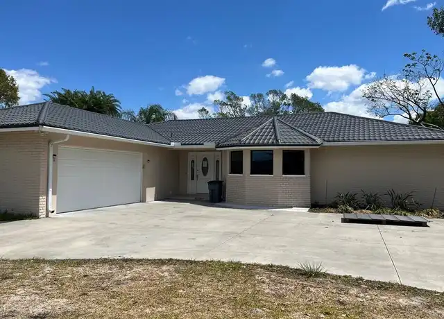 Property at 7239 Lake Dr, Fort Myers, FL, 33908, 3 beds, 2 baths, [object Object]