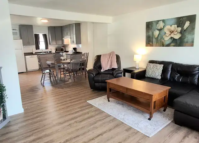 Property at 307 N Cherry Aly, Elizabethtown, PA, 17022, 2 beds, 1 bath, [object Object]
