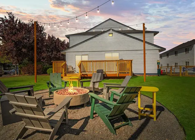 Photo of 2600 NE Forum Dr, Bend, OR 97701