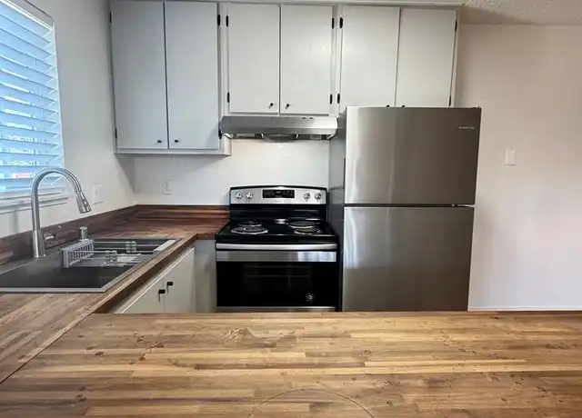 Property at 2627 Alamo Dr Unit 02, Anderson, CA, 96007, 2 beds, 1.5 baths, [object Object]