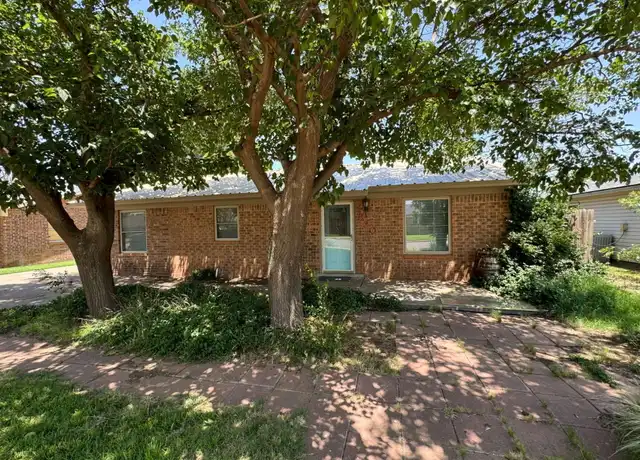 Property at 820 Hickory St, Idalou, TX, 79329, 2 beds, 1 bath, [object Object]