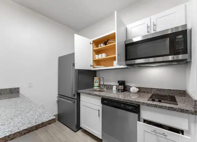 Property at 5858 W Chandler Blvd Unit F101, Chandler, AZ, 85226, 1 bed, 1 bath, [object Object]