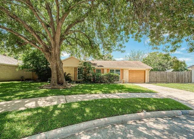 Photo of 1006 Melford Ave, Pearland, TX 77584
