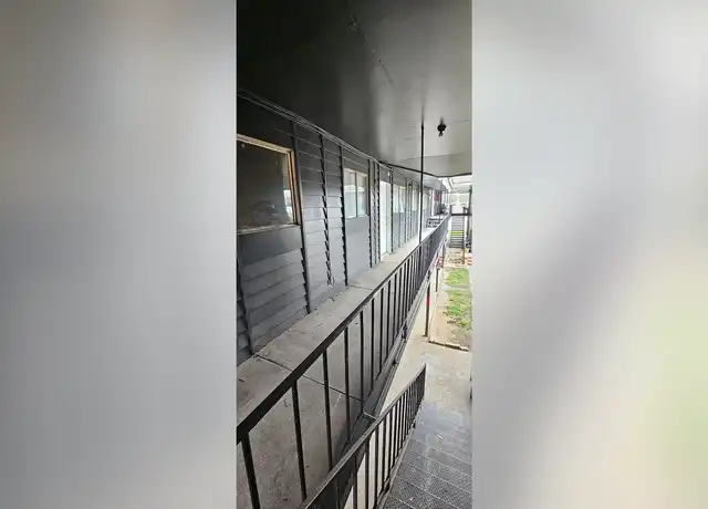 Property at Silverspring Apartments - 2531 Clara Ln, San Antonio, TX, 78213, 1-2 bed, 1 bath, [object Object]