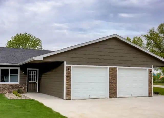 Property at Plaza Heights II - 501 Plaza Heights Rd, Marshalltown, IA, 50158, 3 beds, 1 bath, [object Object]