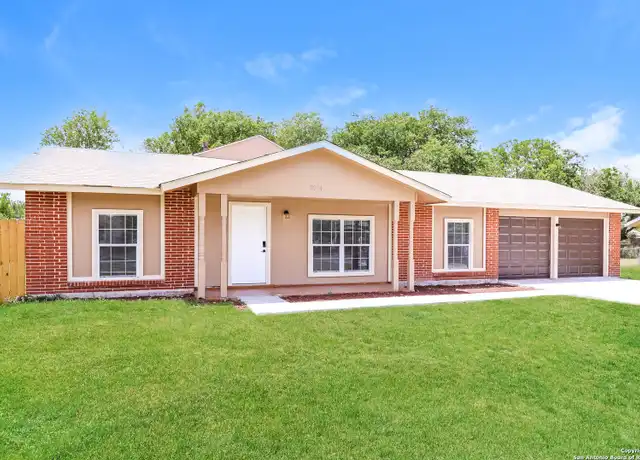 Property at 5814 Castle Brook Dr, San Antonio, TX, 78218, 4 beds, 2 baths, [object Object]