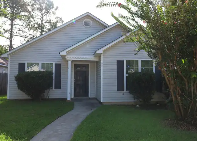 Property at 1654 Fresno St, Valdosta, GA, 31602, 3 beds, 2 baths, [object Object]