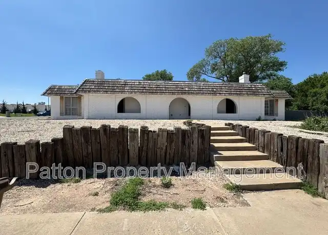 Property at 29 Southridge Dr Unit B, Canyon, TX, 79015, 3 beds, 2 baths, [object Object]