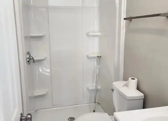 Property at 611 Carpenter Ave, Austin, TX, 78753, 1 bed, 1 bath, [object Object]
