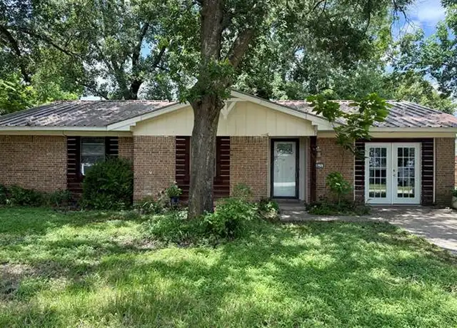 Property at 405 Erwin St, Edgewood, TX, 75117, 3 beds, 1.5 baths, [object Object]