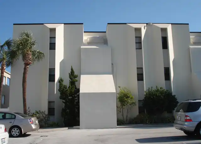Property at 829 1st St S Unit 3E, Jacksonville Beach, FL, 32250, 1 bed, 1 bath, [object Object]