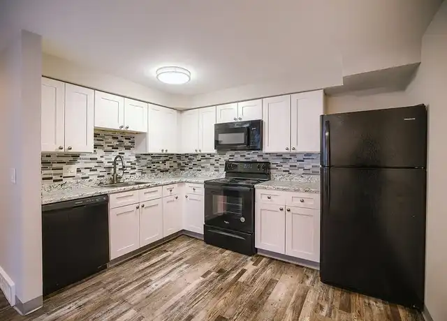 Property at Townhomes at Fairways - 280 Barkley Pl W, Columbus, OH, 43213, 2 beds, 1.5 baths, [object Object]