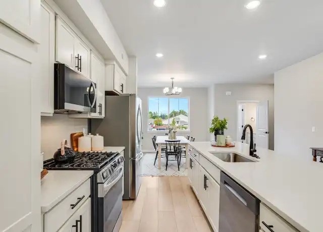 Property at 16901 SW 132nd Ter, Tigard, OR, 97224, 3 beds, 2.5 baths, [object Object]