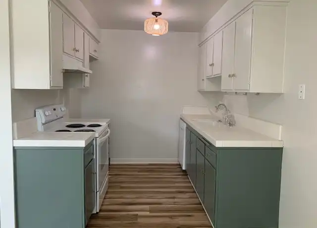 Property at 20454 Osage Ave, Torrance, CA, 90503, 1 bed, 1 bath, [object Object]