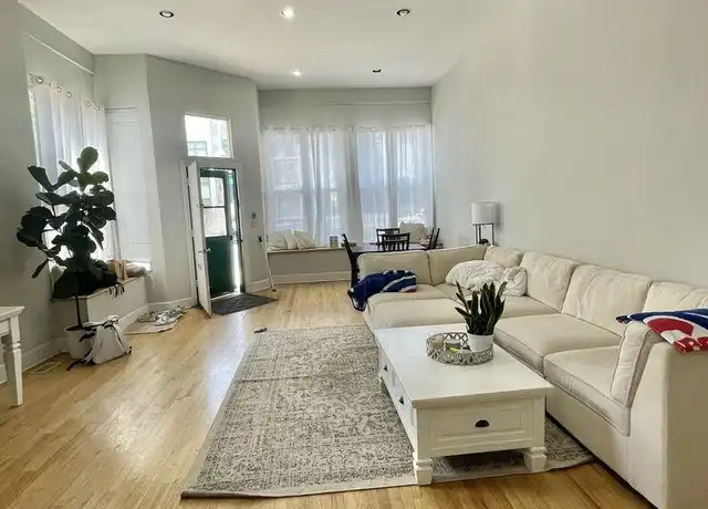 Property at 2835 N Racine Ave, Chicago, IL, 60657, 3 beds, 2 baths, [object Object]
