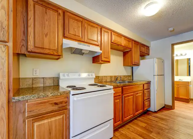 Property at 5200 Windsor Island Rd N Unit 5208-D, Keizer, OR, 97303, 1 bed, 1 bath, [object Object]