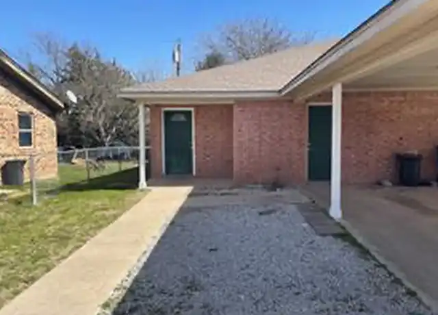 Property at 502 N Sewell Dr Unit A, Decatur, TX, 76234, 2 beds, 2 baths, [object Object]