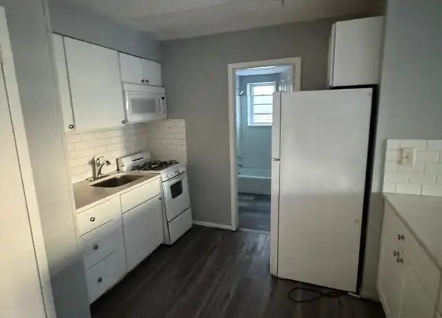 Property at 80 Taft Ave #1, Bridgeport, CT, 06606, 2 beds, 1 bath, [object Object]