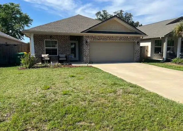 Property at 17 9th Ave, Shalimar, FL, 32579, 4 beds, 3 baths, [object Object]