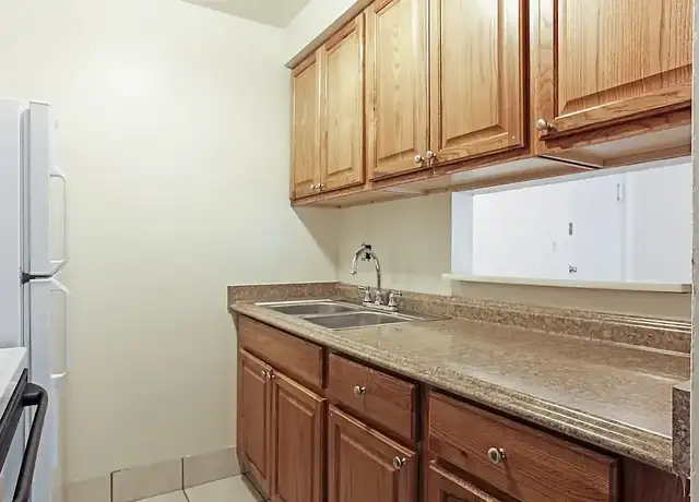 Photo of 4298 Rocky River Dr, Cleveland, OH 44135