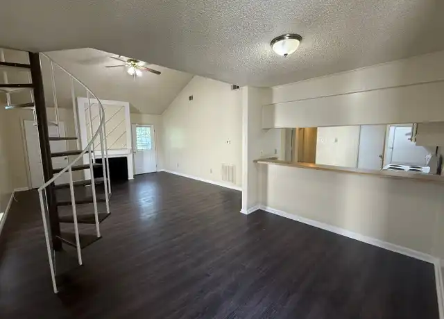 Property at 9112 GSRI Ave Unit 9112-D, Baton Rouge, LA, 70810, 4 beds, 2 baths, [object Object]
