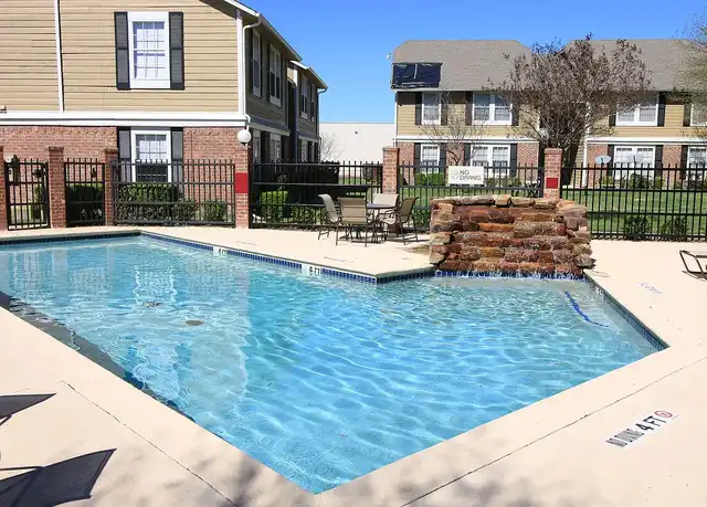 Property at Arbors Of Taylor - 201 Highland Dr, Taylor, TX, 76574, 1-2 bed, 1-2 bath, [object Object]