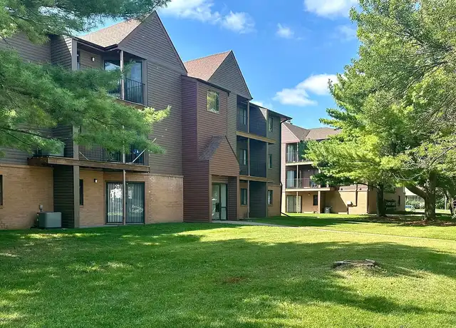 Property at Park41 Apartments - 4121 Normal Blvd, Lincoln, NE, 68506, 2 beds, 2 baths, [object Object]