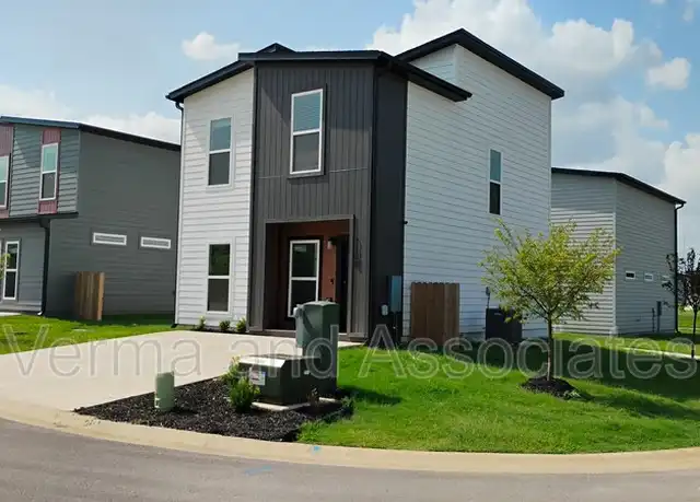 Property at 1100 Indiana Ave, Bentonville, AR, 72713, 3 beds, 2.5 baths, [object Object]