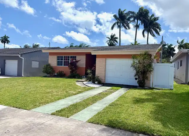 Property at 1222 Hollywood Blvd, Hollywood, FL, 33019, 3 beds, 3 baths, [object Object]