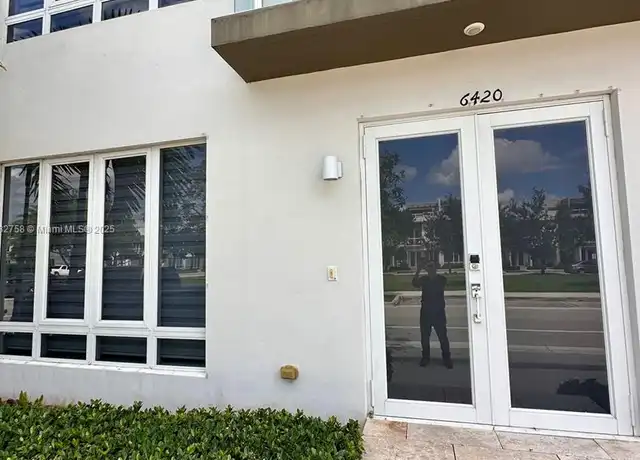 Property at 6420 N West 104th Path #6420, Medley, FL, 33178, 3 beds, 3.5 baths, [object Object]