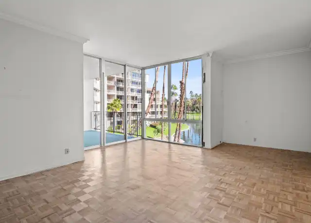 Property at 900 Island Dr, Rancho Mirage, CA, 92270, 2 beds, 2 baths, [object Object]