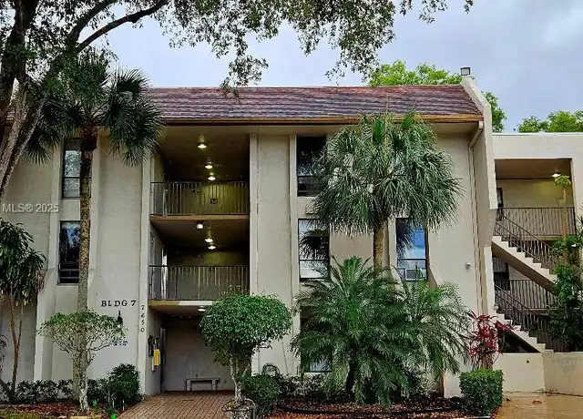 Property at 7650 W McNab Rd #314, Tamarac, FL, 33321, 1 bed, 1.5 baths, [object Object]