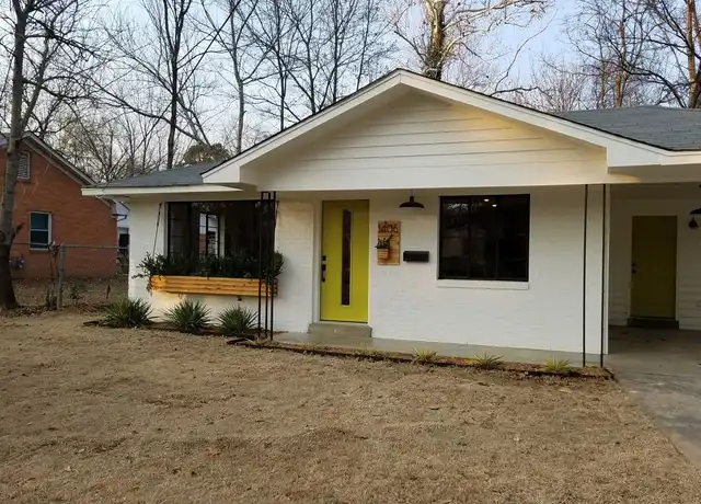 Property at 1406 Bruce St, Conway, AR, 72034, 3 beds, 2 baths, [object Object]