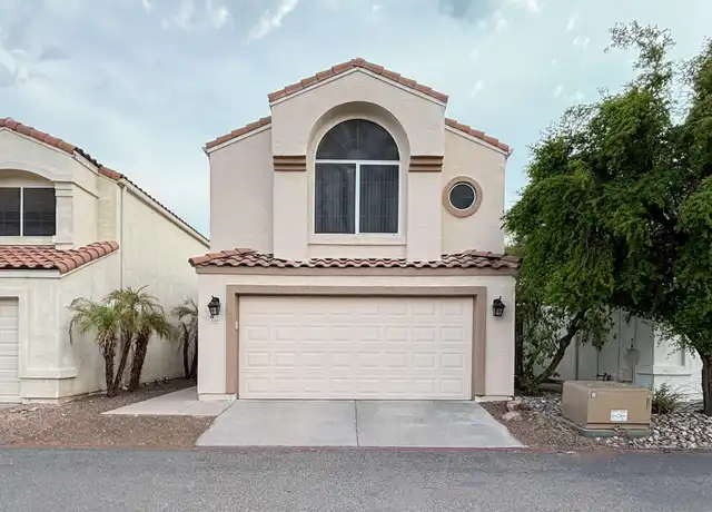 Property at 2333 E Gelding Dr, Phoenix, AZ, 85022, 3 beds, 3 baths, [object Object]