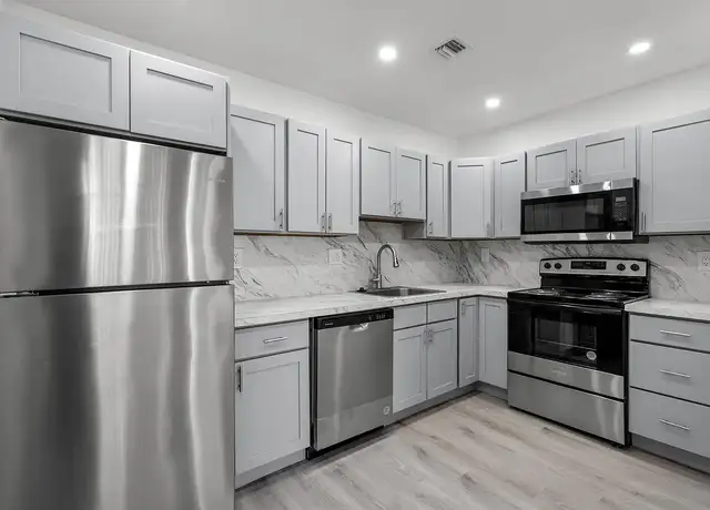 Photo of 1499 NW 15th Ave, Boca Raton, FL 33486