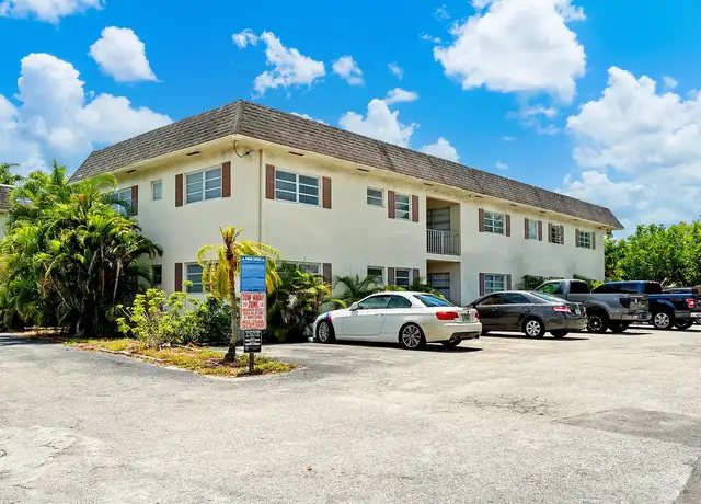 Photo of 1499 NW 15th Ave, Boca Raton, FL 33486