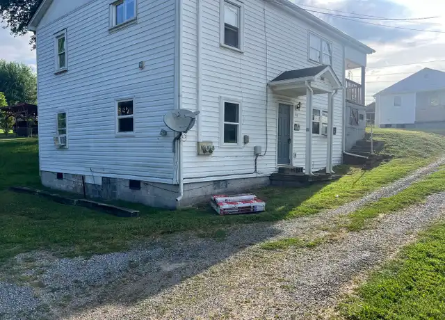 Property at 1108 Fairview Ave Apt B, Kingsport, TN, 37660, 2 beds, 1 bath, [object Object]