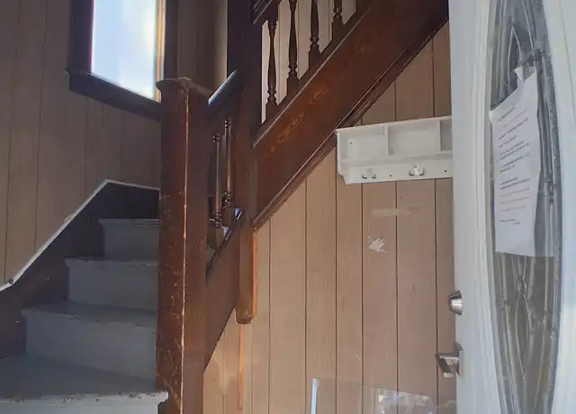 Property at 115 Northampton Ave Unit 2, Springfield, MA, 01109, 4 beds, 1 bath, [object Object]