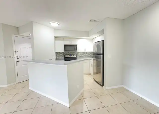 Property at 3480 Pinewalk Dr N #124, Margate, FL, 33063, 2 beds, 1 bath, [object Object]