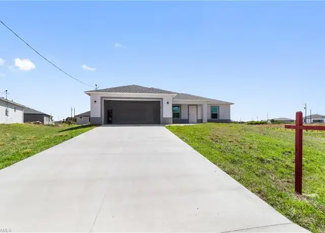 Property at 8022 Melody Cir, Labelle, FL, 33935, 3 beds, 2 baths, [object Object]