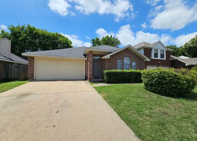 Property at 909 Simon Dr, Cedar Hill, TX, 75104, 3 beds, 2 baths, Contact for Price