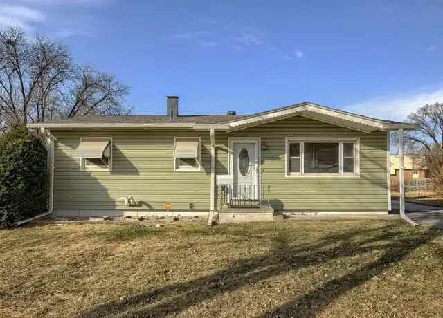 Property at 7826 Parker St, Omaha, NE, 68114, 3 beds, 1 bath, [object Object]