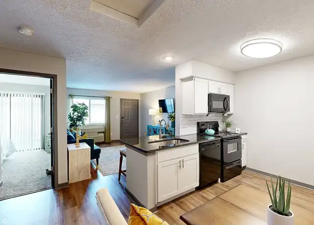 Property at Springburne at Polaris Apartments - 300 Springboro Ln, Columbus, OH, 43235, 0-1 beds, 1 bath, [object Object]