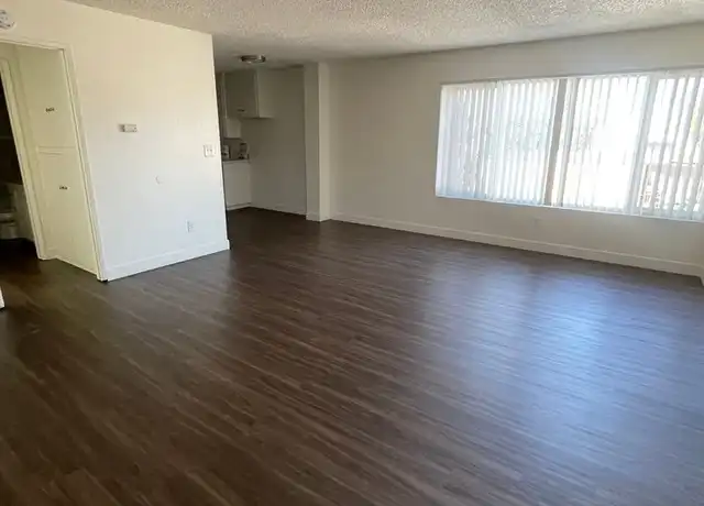 Property at 1650 Newport Ave Unit 18, Long Beach, CA, 90804, 1 bed, 1 bath, [object Object]