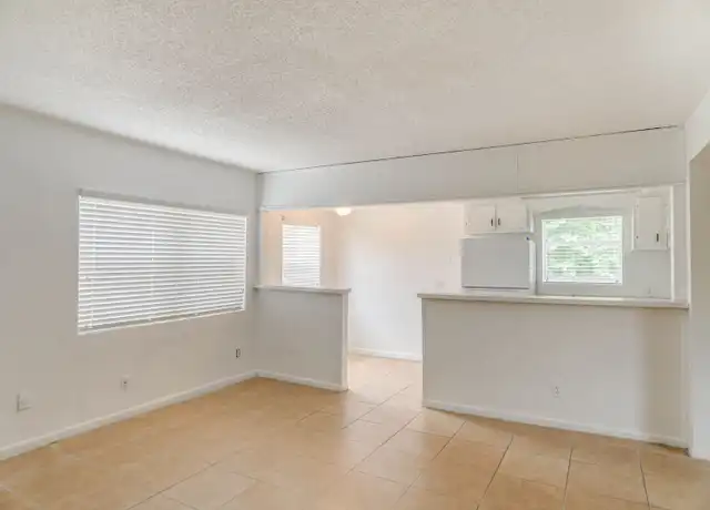 Property at 2605 E Central Blvd, Orlando, FL, 32803, 1 bed, 1 bath, [object Object]