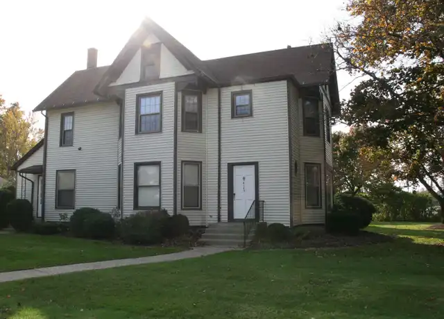 Property at 4153 W Ridge Rd Unit House 2nd Floor, Erie, PA, 16506, 2 beds, 1 bath, [object Object]