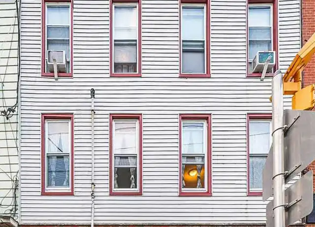Property at 123 Franklin St Unit 2, Jersey City, NJ, 07307, 3 beds, 1 bath, [object Object]