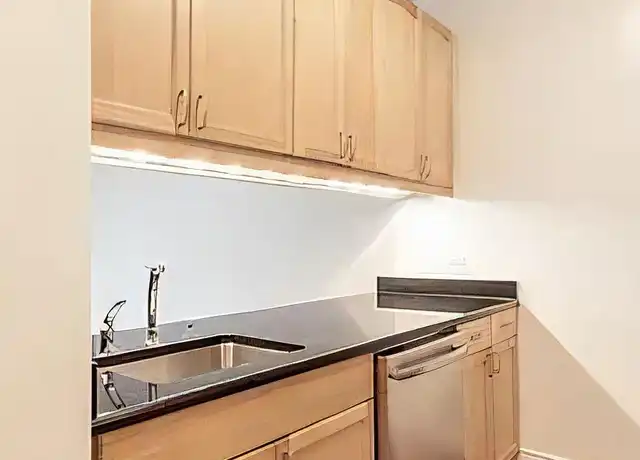 Property at 99 Battery Pl Unit 9B, New York, NY, 10280, 1 bed, 1 bath, [object Object]