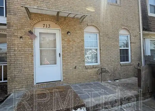 Property at 713 Westminster Ln, Virginia Beach, VA, 23454, 3 beds, 2.5 baths, [object Object]