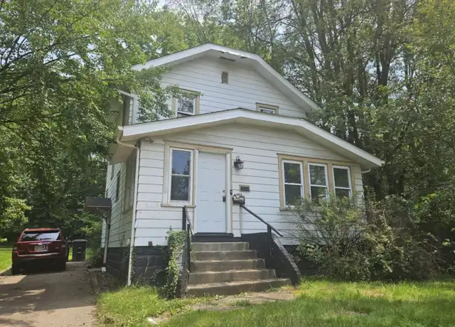 Property at 669 Inman St, Akron, OH, 44306, 2 beds, 1 bath, [object Object]